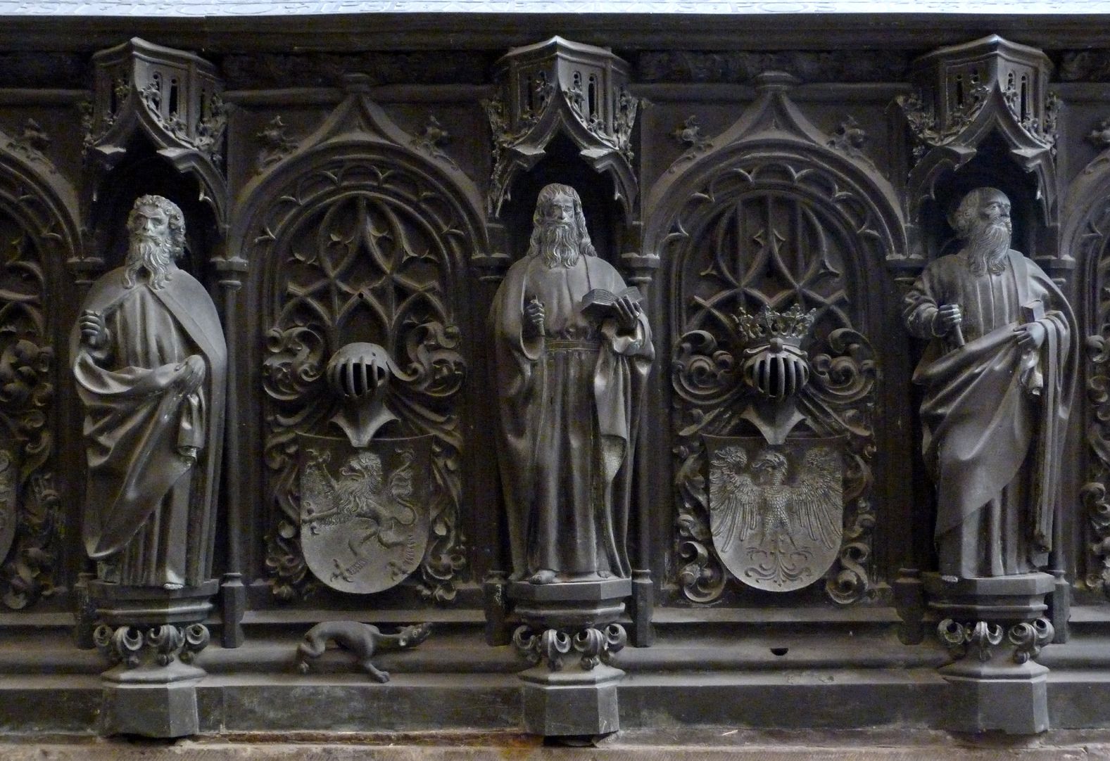Tomb of the Archbishop Ernest of Saxony Detail of three apostles at the south side