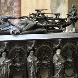 Tomb of the Archbishop Ernest of Saxony