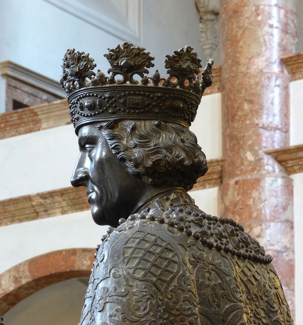 Albrecht I (Innsbruck) Shoulder and head diagonally from behind