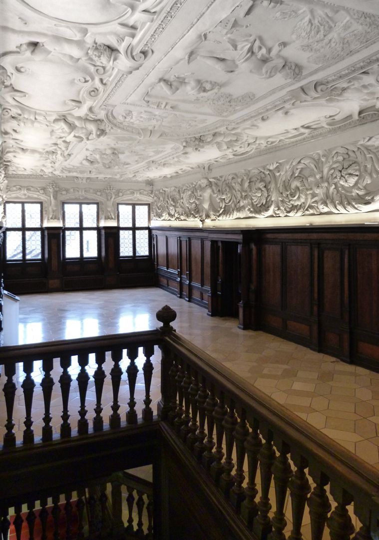 Stuccoed ceiling in the Fembo house View from the landing