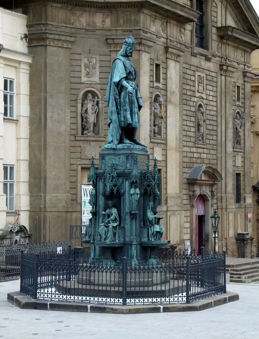 Monument of Charles IV (Prague) General view