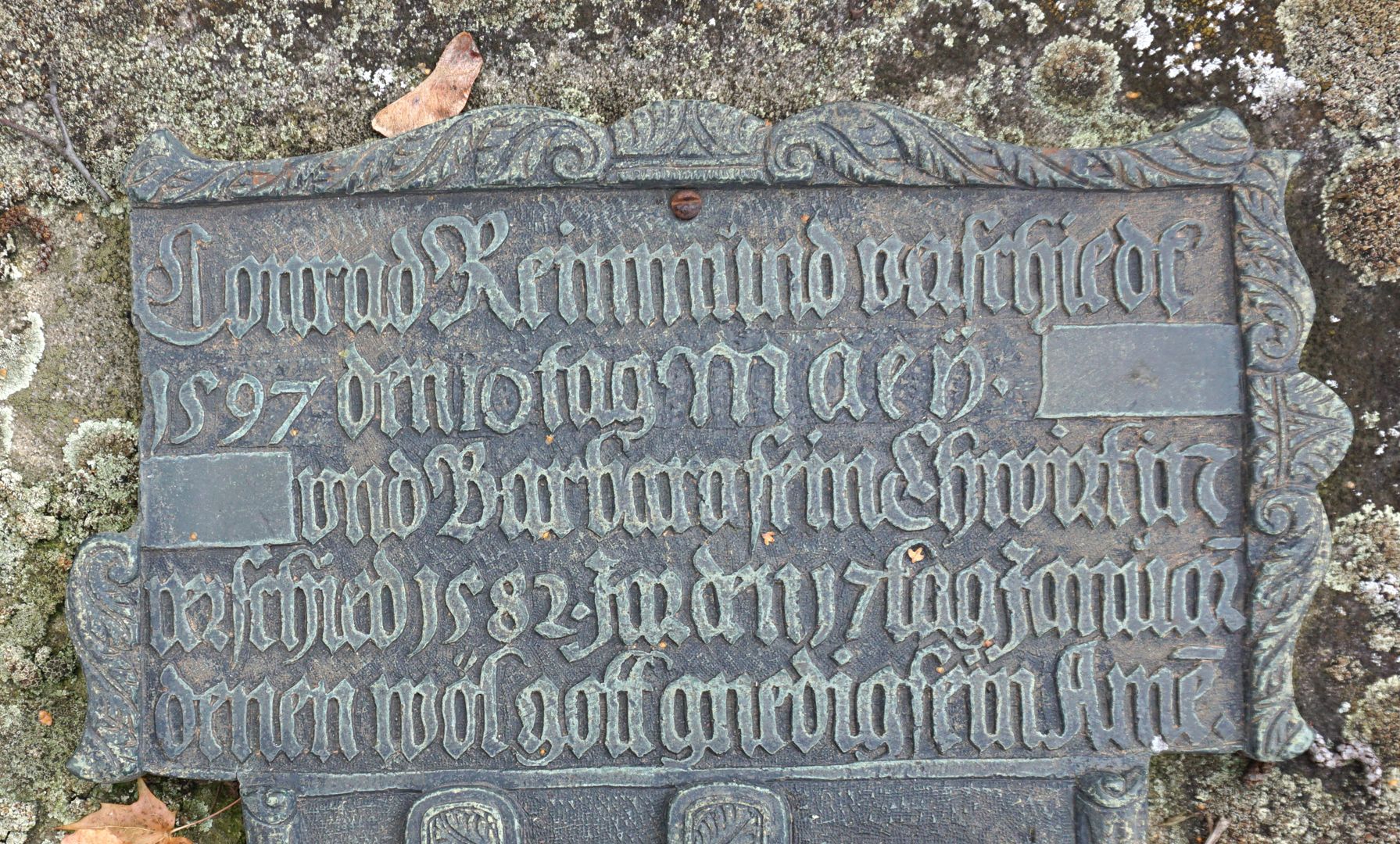 Epitaph of Conrad Reinmund and wife Barbara Inscription panel