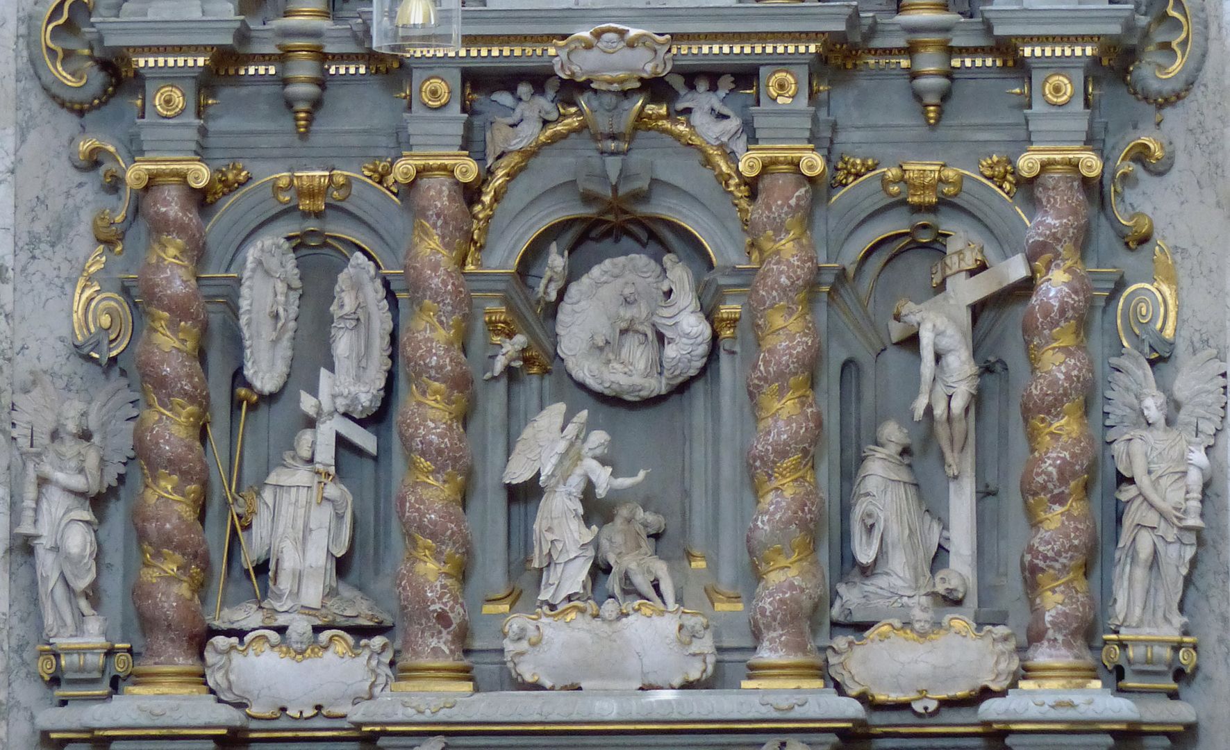 Altar of St. Bernard Main storey: three visions of St. Bernard