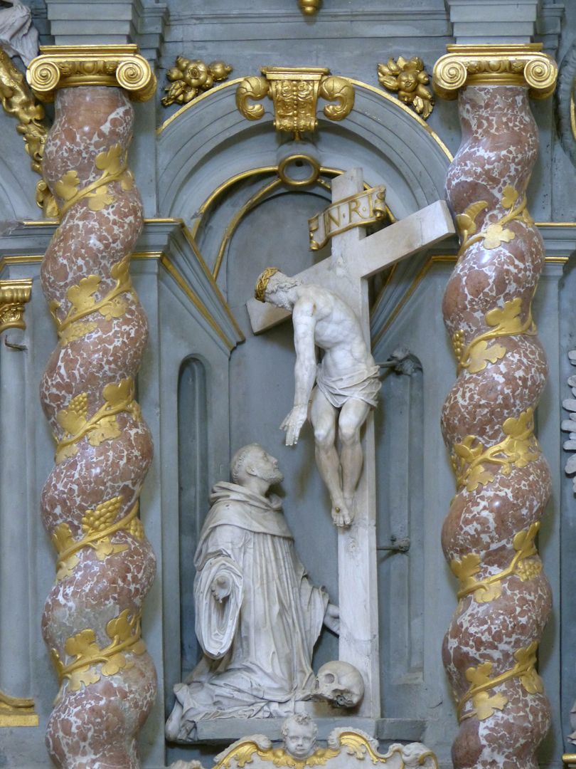 Altar of St. Bernard Main storey, right hand scene, the crucified frees himself from the nails in order to embrace Bernhard