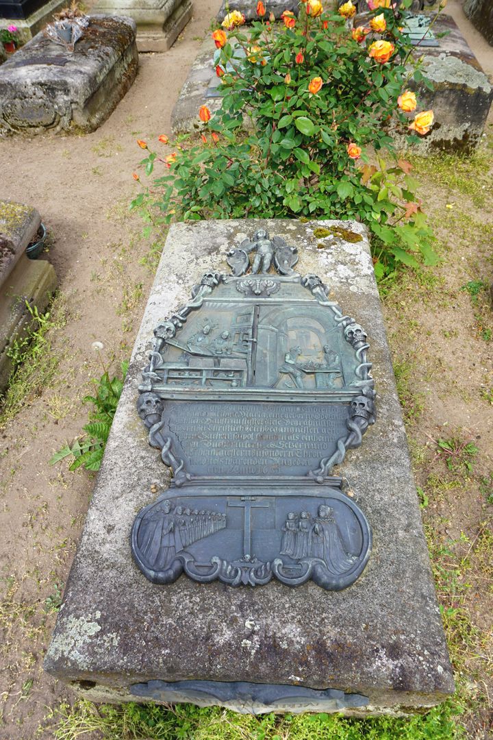Epitaph of the printer, typesetter and type foundry burial place oblique view from the east