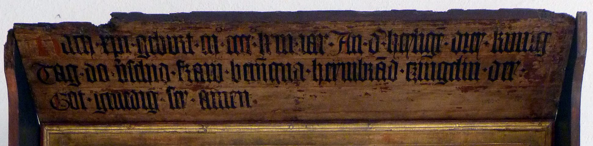 Epitaph der Benigna Holzschuher Vordach mit Inschrift