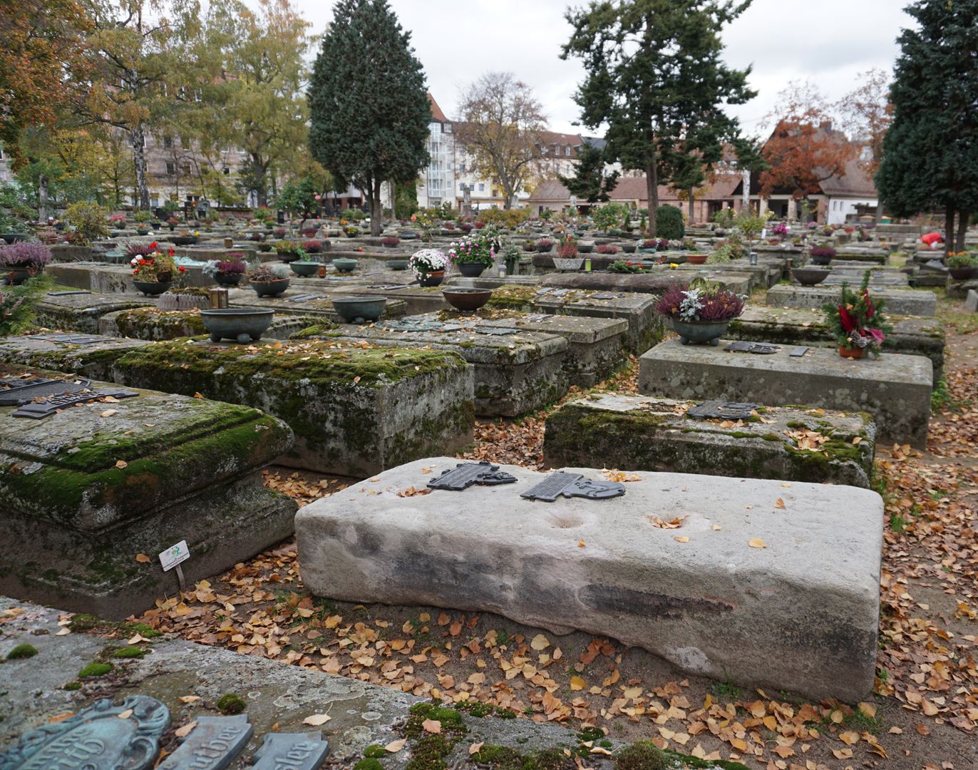 Epitaph des Jorg Peck Lage im Gräberfeld