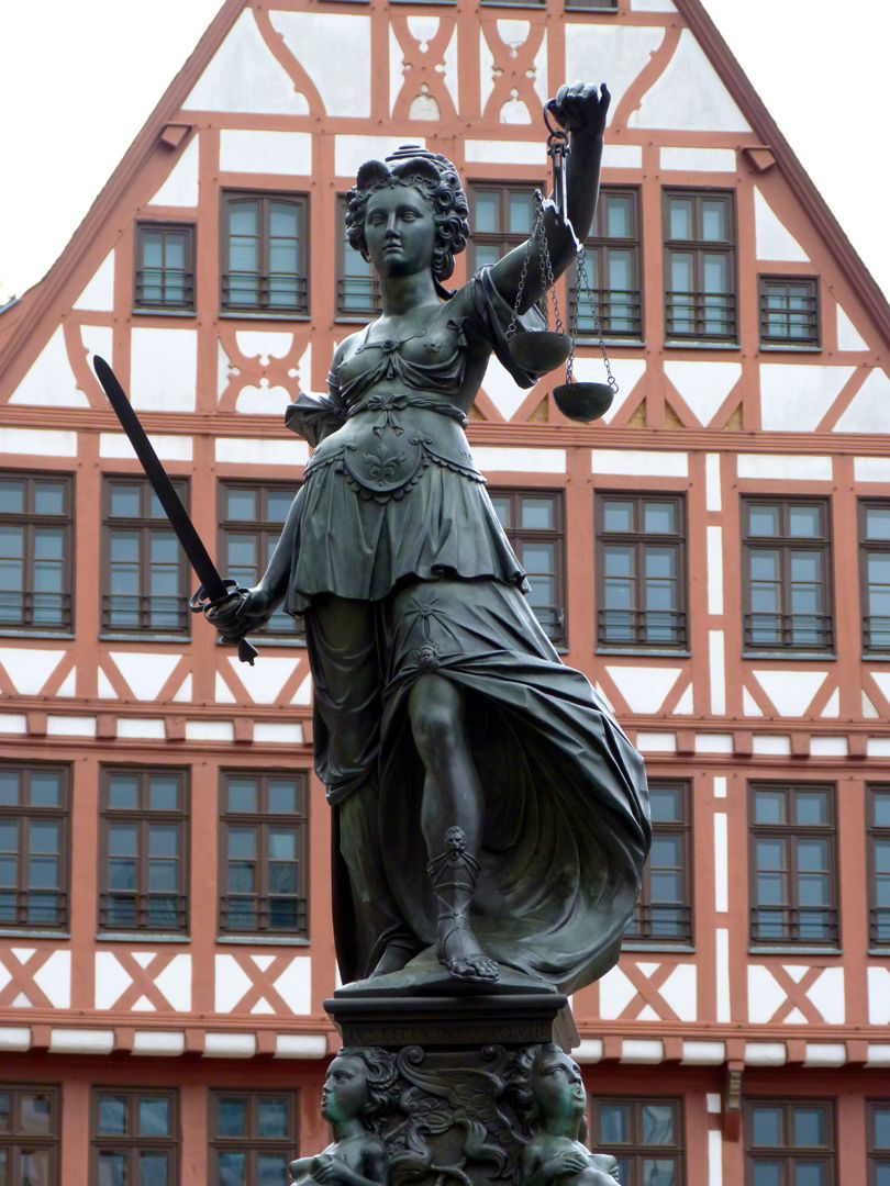 Fountain of Justice (Frankfurt a.M.) Lady Justice with sword and scales, view from the west