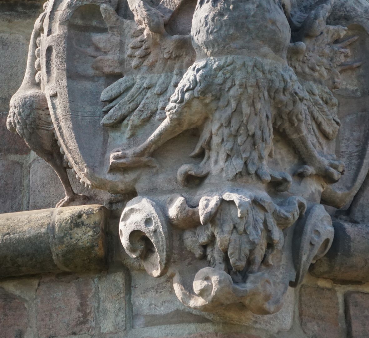 Vestnertorbastei: Wappen der Nordseite Wappenschild mit Reichsadler, Detail