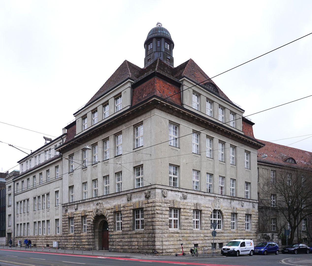 facade decoration at Melanchthon-Gymnasium Building corner, Sulzbacher Straße and Merkelgasse