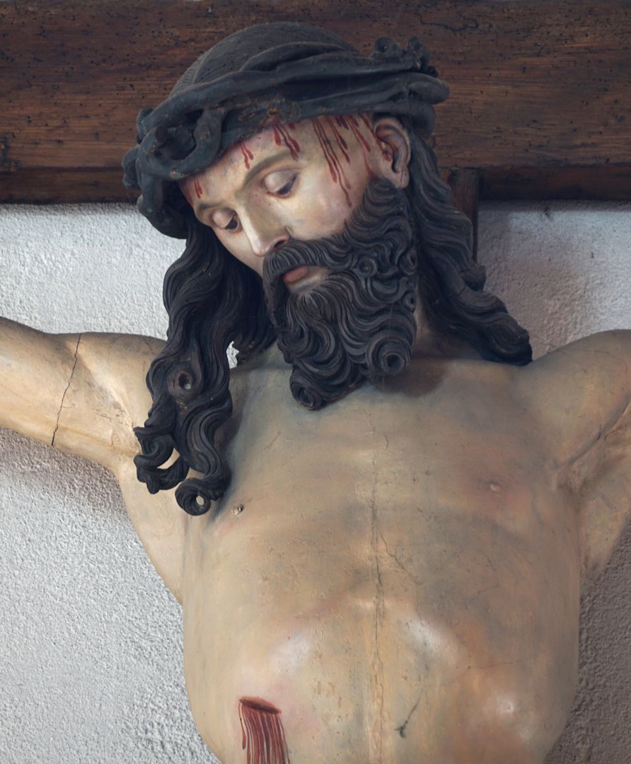 Crucifix Detailed view