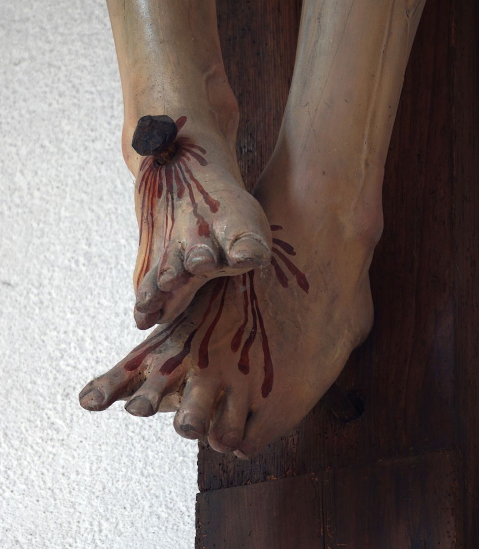 Crucifix Feet