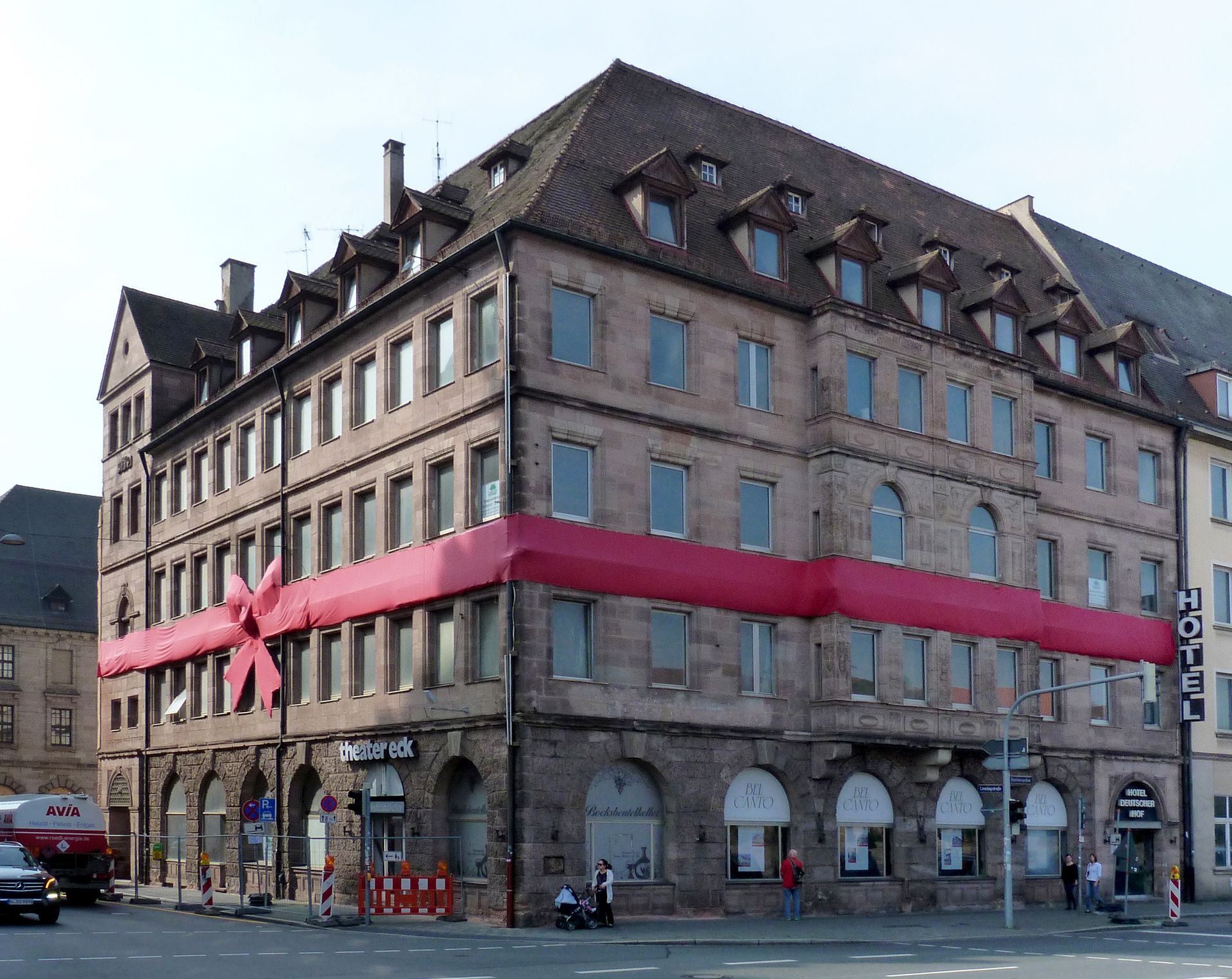 Hotel Deutscher Hof Ansicht vom Frauengraben im Zustand von 2014