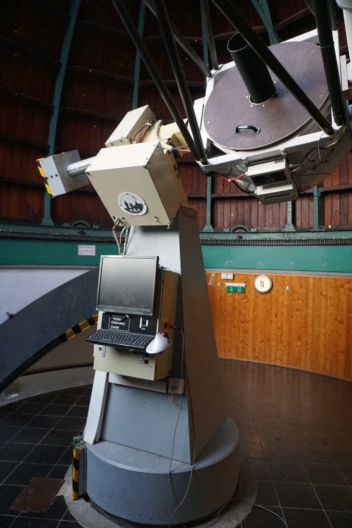 Public observatory on the Rechenberg Mirror telescope in dome room