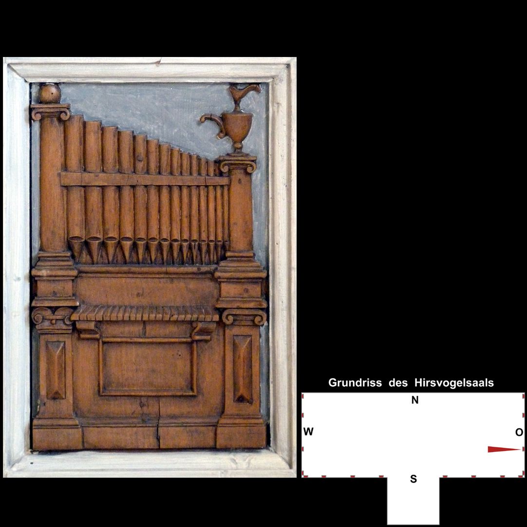Pilasterabfolge im Hirsvogelsaal Postament mit Orgelpositiv