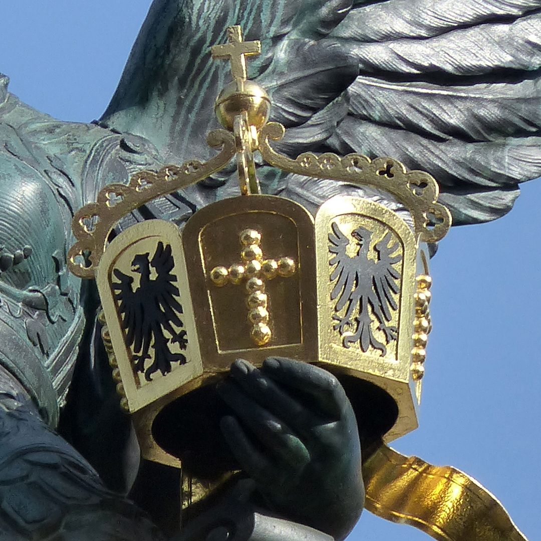 Victory column Imperial crown