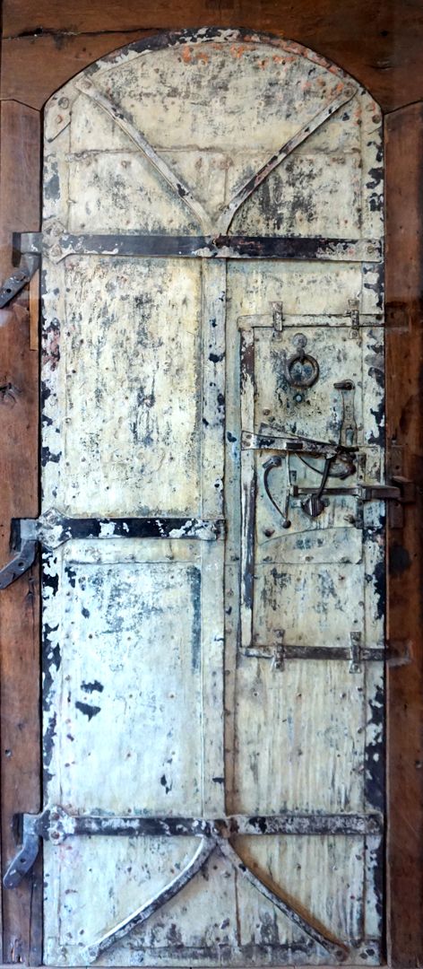 Small studio of Anton Koberger Metal door from the outside