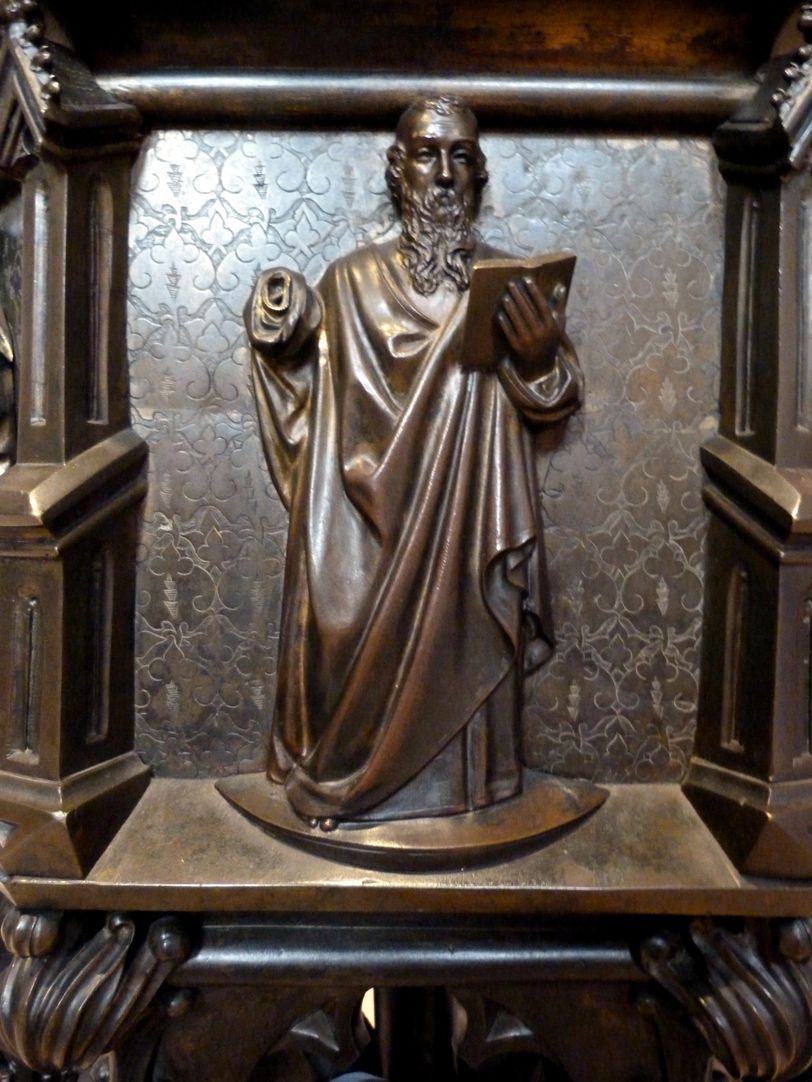 Baptismal font High relief of unknown apostle