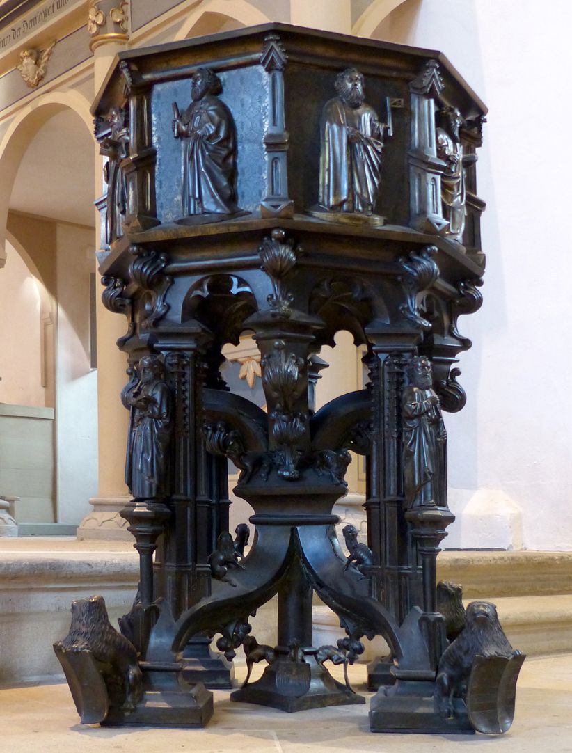 Baptismal font Total view from the northwest