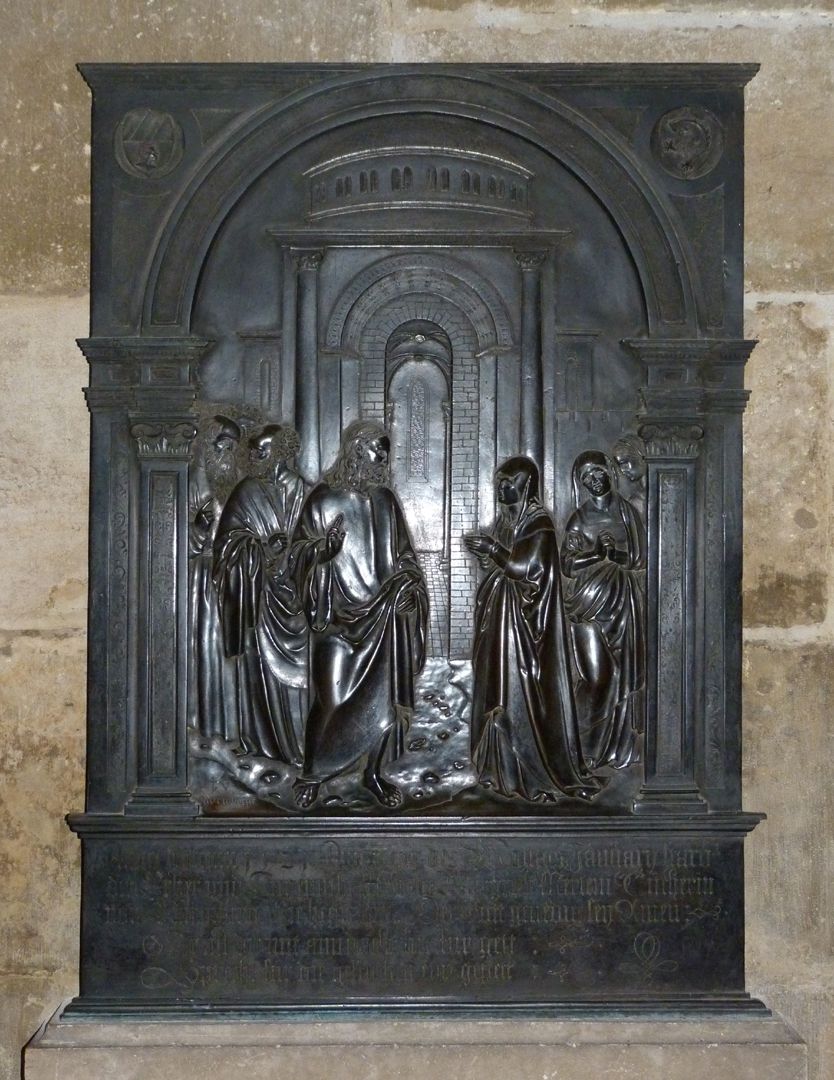 Brass epitaph of Margarete Tucher Total view, flash photo