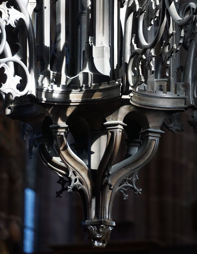 Bronze chandelier unterer Leuchterteil und Knauf
