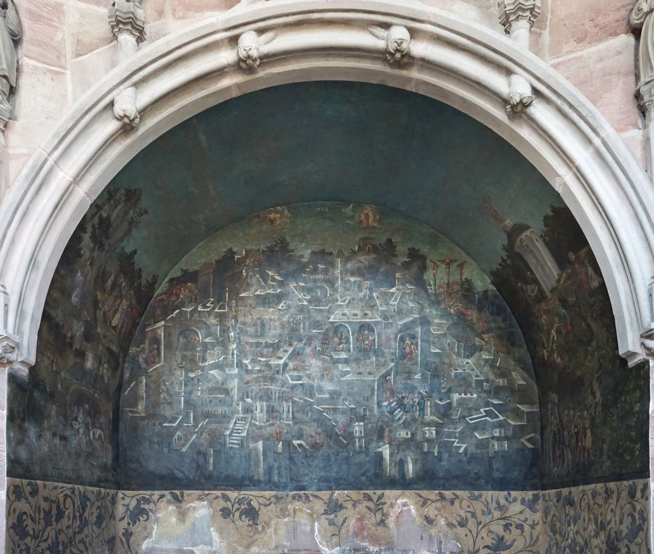 Wandmalerei der Grablegung Nische während der Restaurierung der Figurengruppe von Adam Kraft (siehe: Adam Kraft, Grablegung)