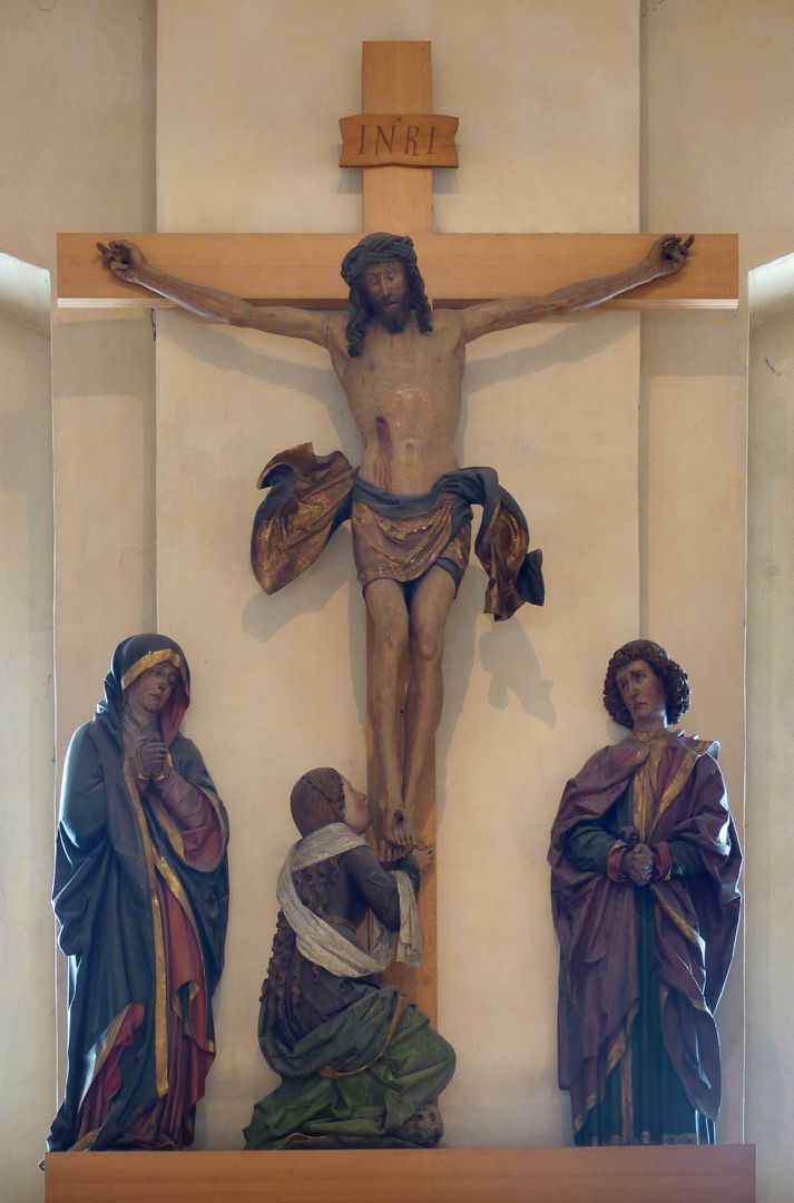 Crucifixion group Total view